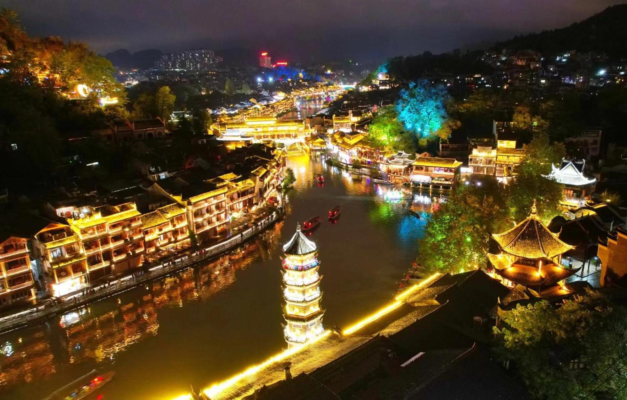 Phoenix Best River View B&B Fenghuang Dış mekan fotoğraf